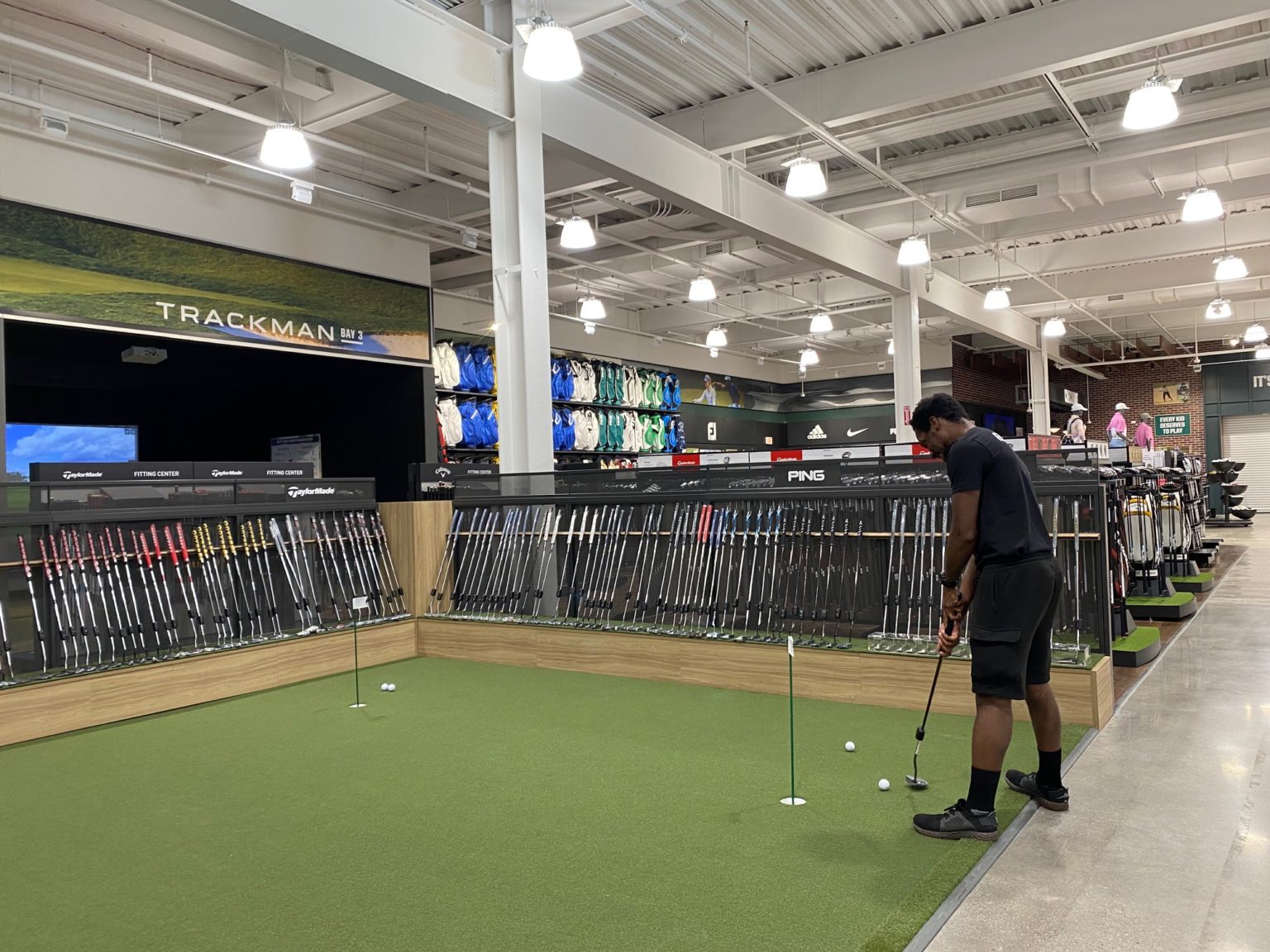 Dick’s House of Sport Concept Store Opens at Ridgedale