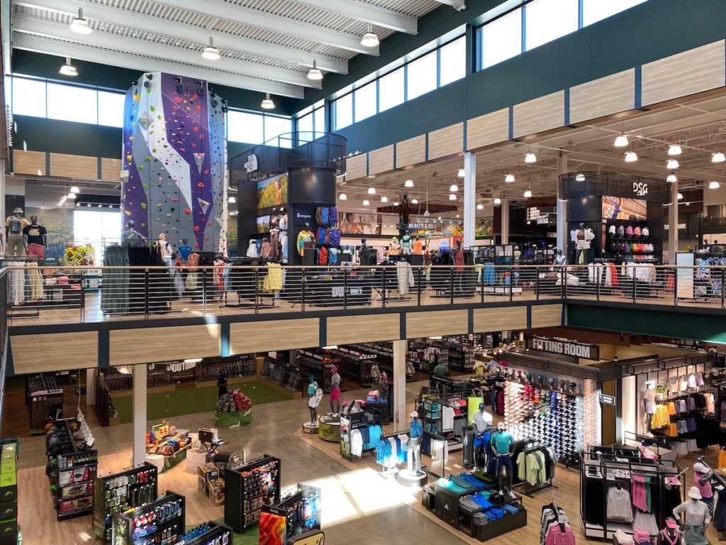 Dick's House of Sport Concept Store Opens at Ridgedale