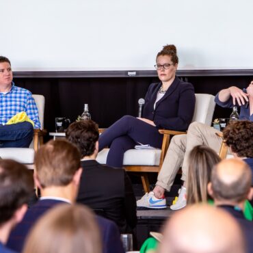 The More You Know: How Good Investors Get Better